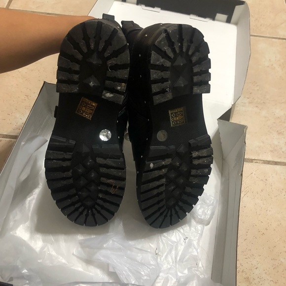 Missguided boots - Picture 3 of 7